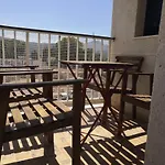 Apartamento Mar De L\'est 450 m de la playa con piscina