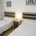 Playa De Gandia, Apartamento Renovado En Primera Linea Con Terraza, Aire Acondicionado Y Parking - Es-314-22