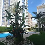 Palmeras III Solo Familias Serviplaya!!!