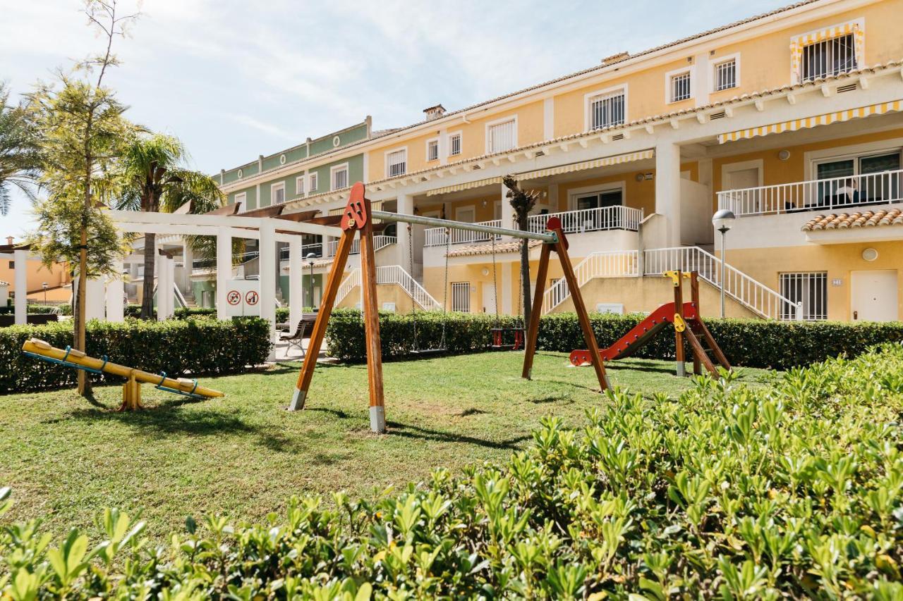 Townhouse With Terraces And Communal Pool * Gandia