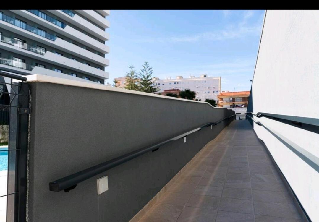 Apartment El Alamo: Family-friendly Beachfront With Sea Views Gandia