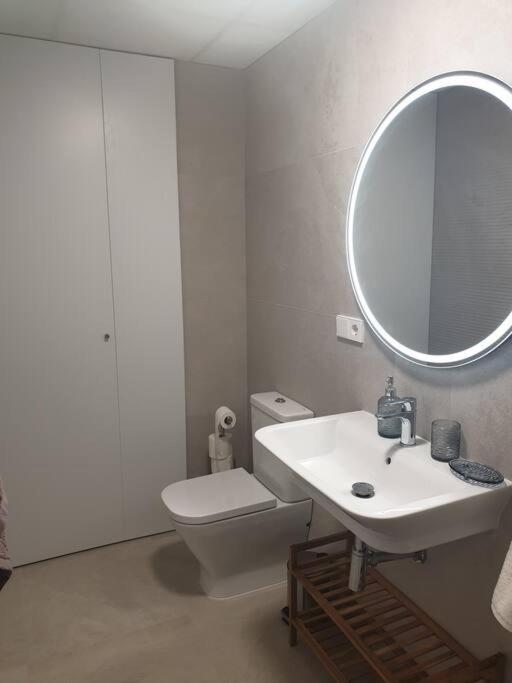 Apartment El Alamo: Family-friendly Beachfront With Sea Views