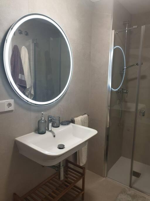 Apartment El Alamo: Family-friendly Beachfront With Sea Views *