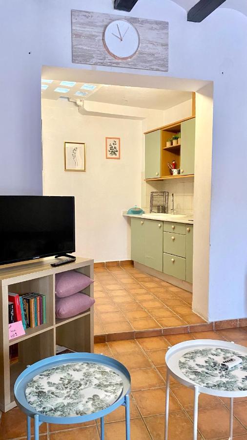 Preciosa En El Corazón De Apartamento