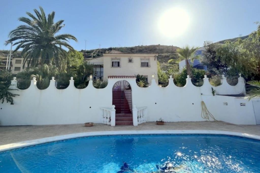 Lovely Flat With Heated Pool Apartamento *