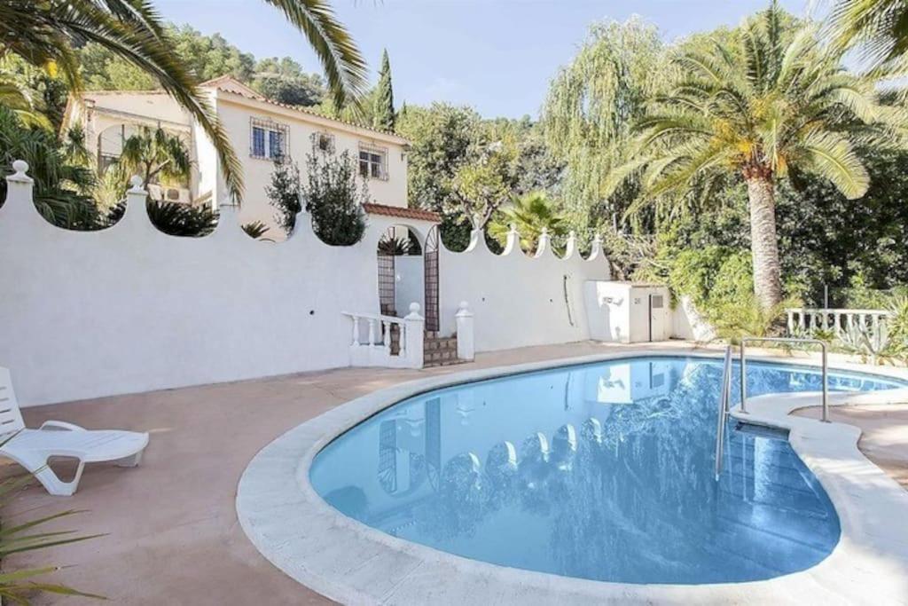 Lovely Flat With Heated Pool *
