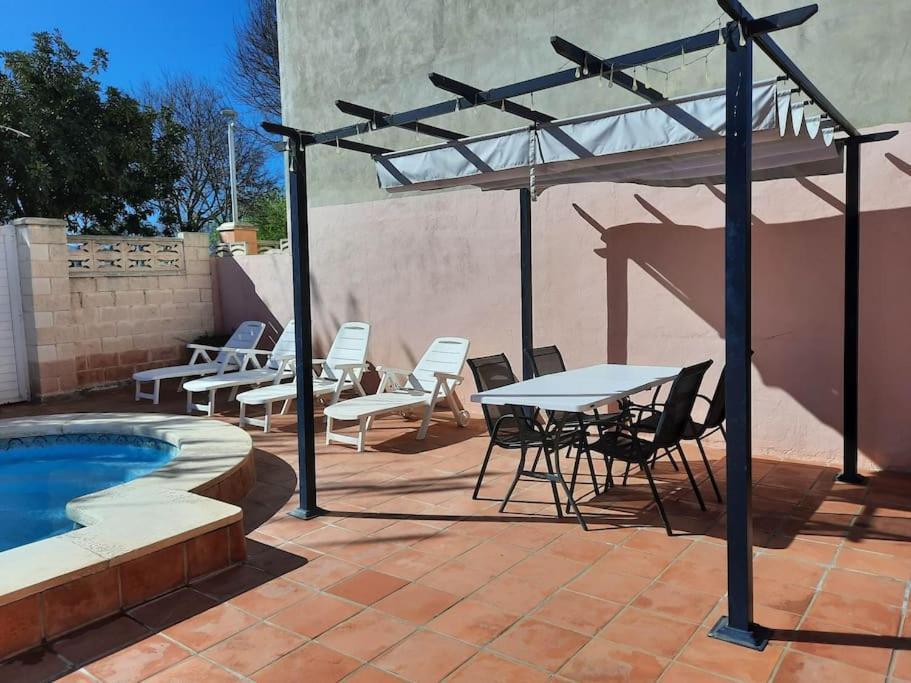Apartamento Cosy Close To The And Heated Pool. Gandía