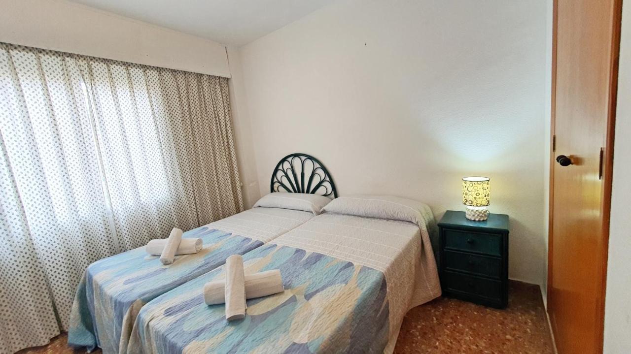 Cancun Vi - Solo Familias Apartamento Gandía