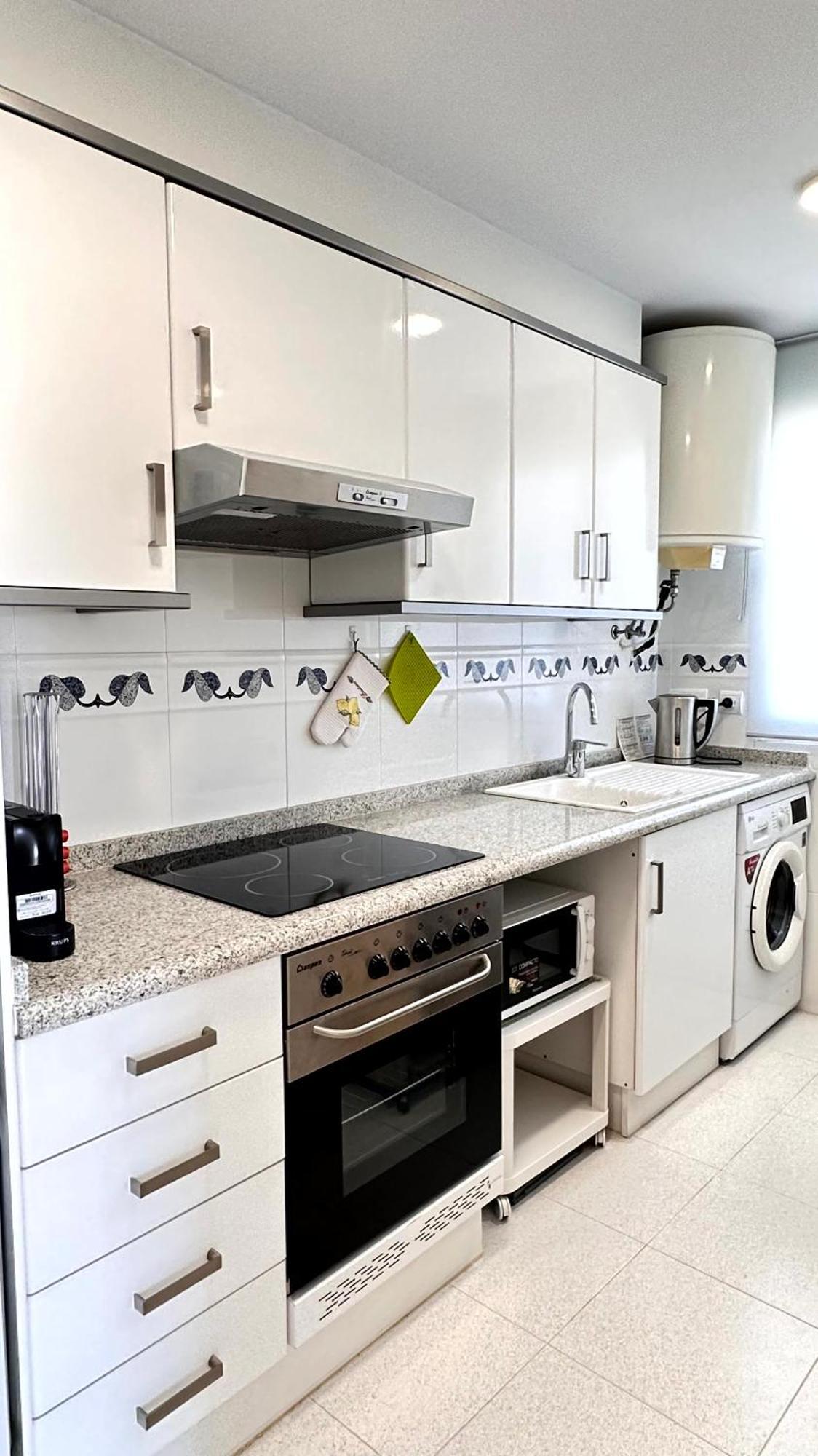 Athenea Playa Grandia - Alquiler Solo A Familias Apartamento