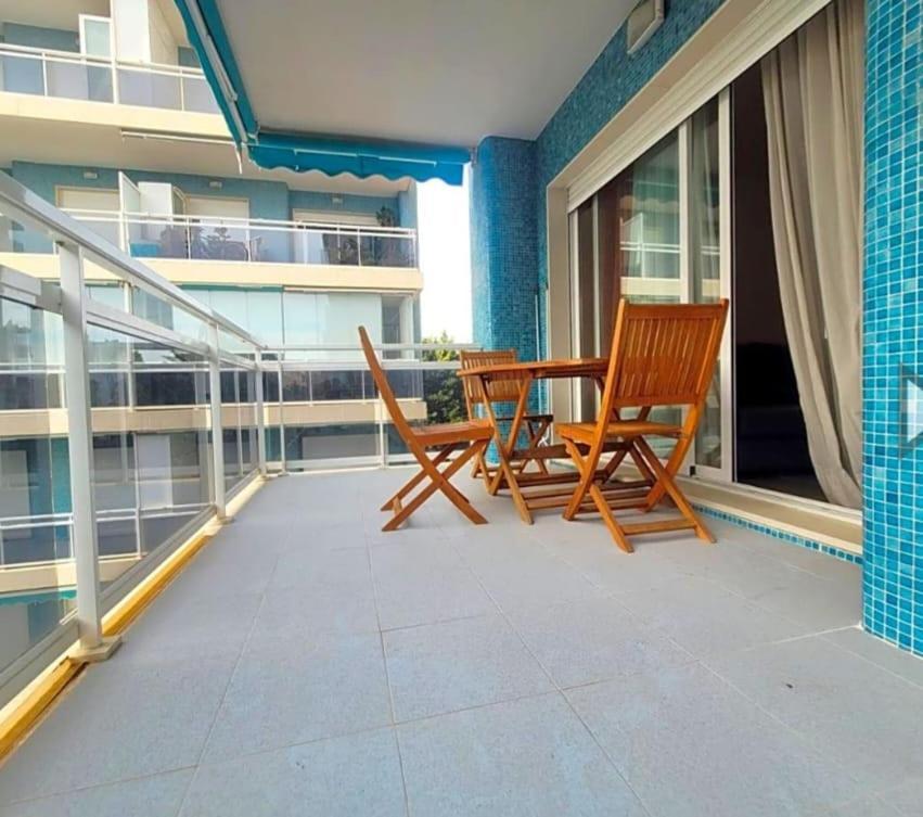 Estupendo En Residencial Apartamento Gandía