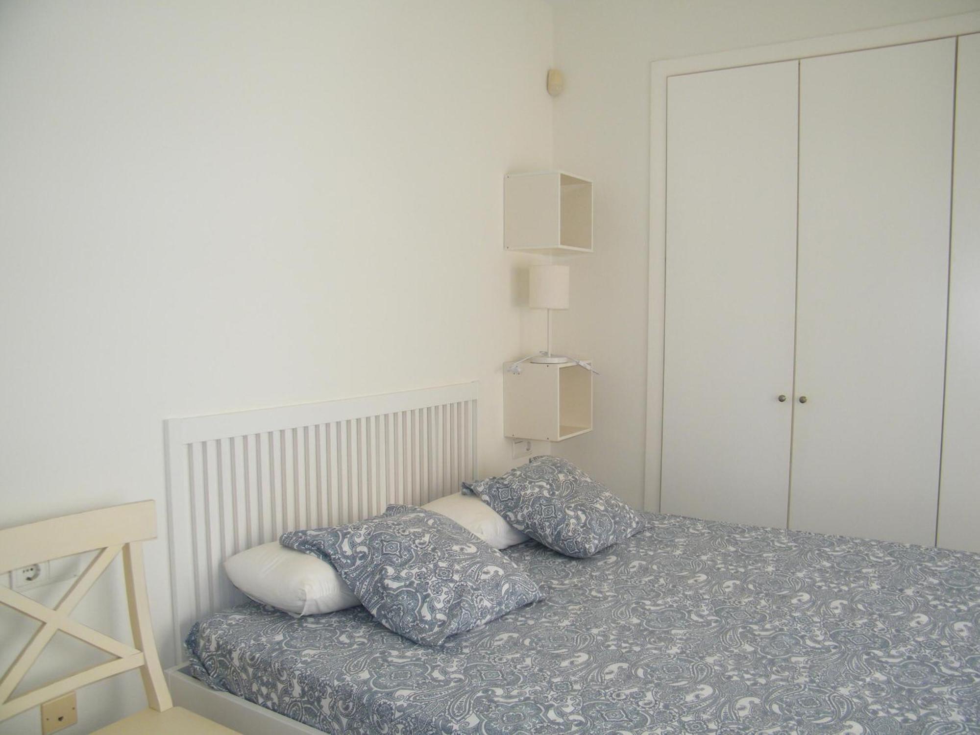 Apartamento En Playa De Gandia: 1 Dormitorio, Frente Al Mar, A/a, Piscina, Parking, Exclusivo Familias - Es-314-9 Apartment