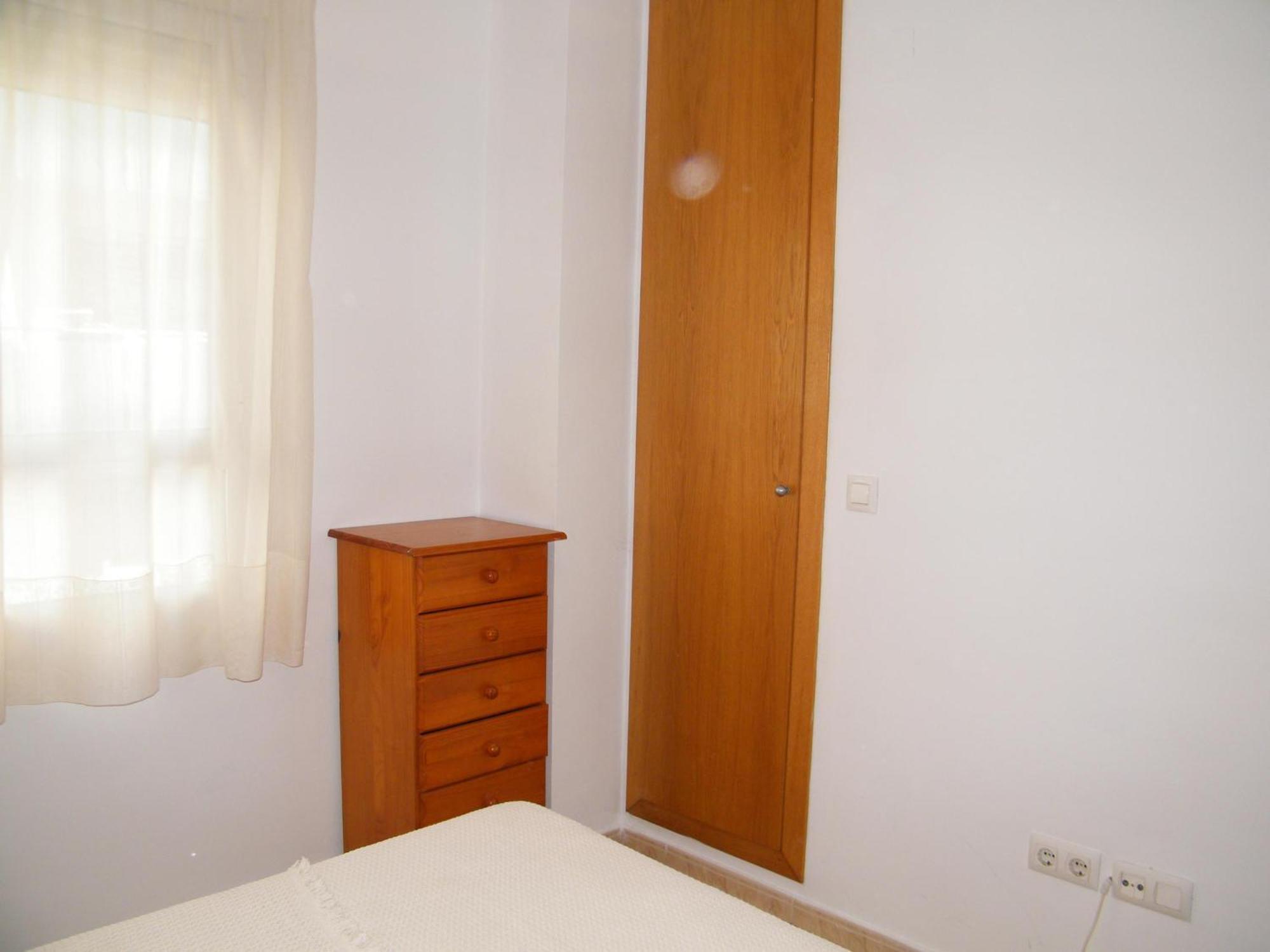 Apartamento Con A/c, 2 Y Terraza En Gandia, Cerca De Comercios Y Playa - Es-314-20 Gandía