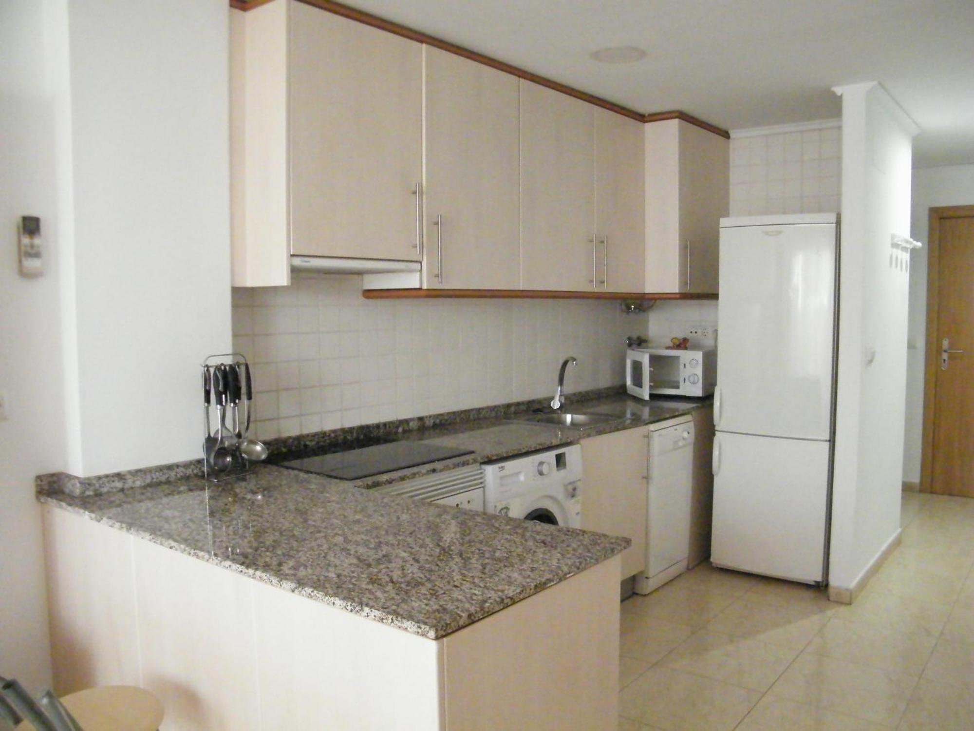 Con A/c, 2 Y Terraza En Gandia, Cerca De Comercios Y Playa - Es-314-20 Gandía