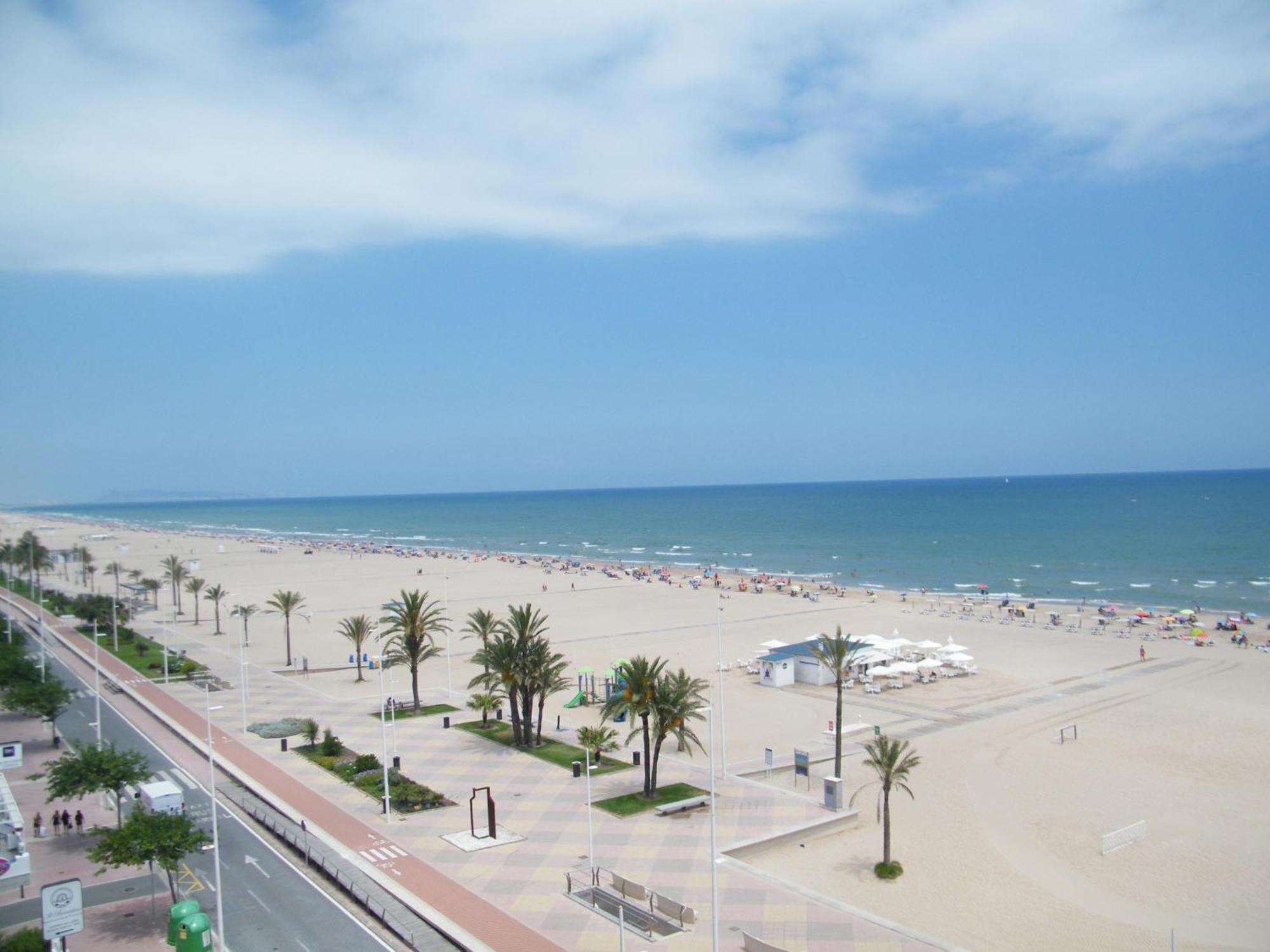 Con A/c, 2 Y Terraza En Gandia, Cerca De Comercios Y Playa - Es-314-20 Apartamento Gandía