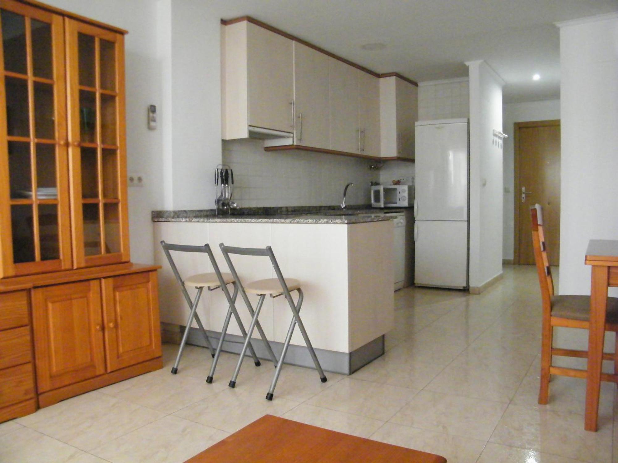 Con A/c, 2 Y Terraza En Gandia, Cerca De Comercios Y Playa - Es-314-20 Apartamento Gandía