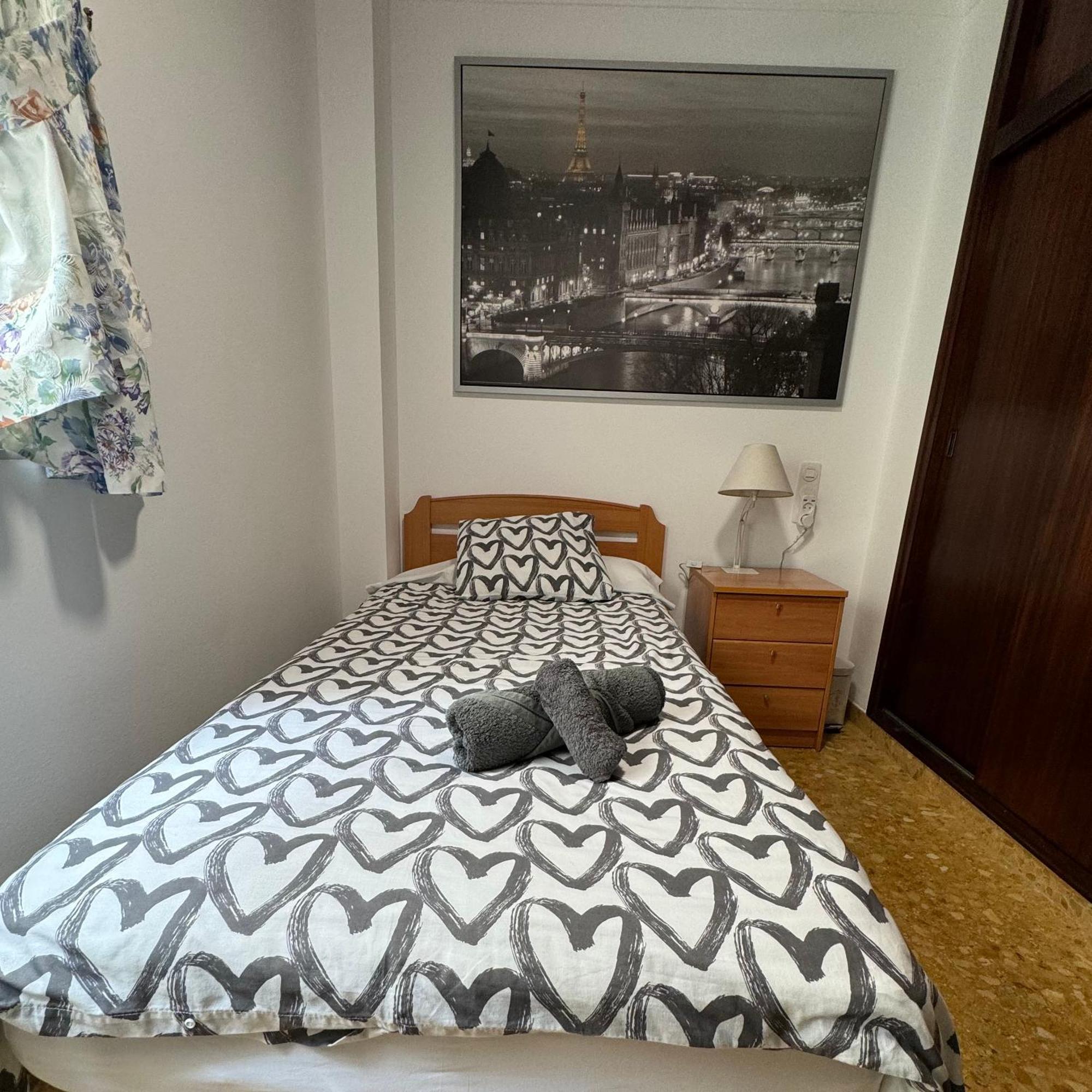 Hostel En A 5 Min Del Centro Historico Gandia