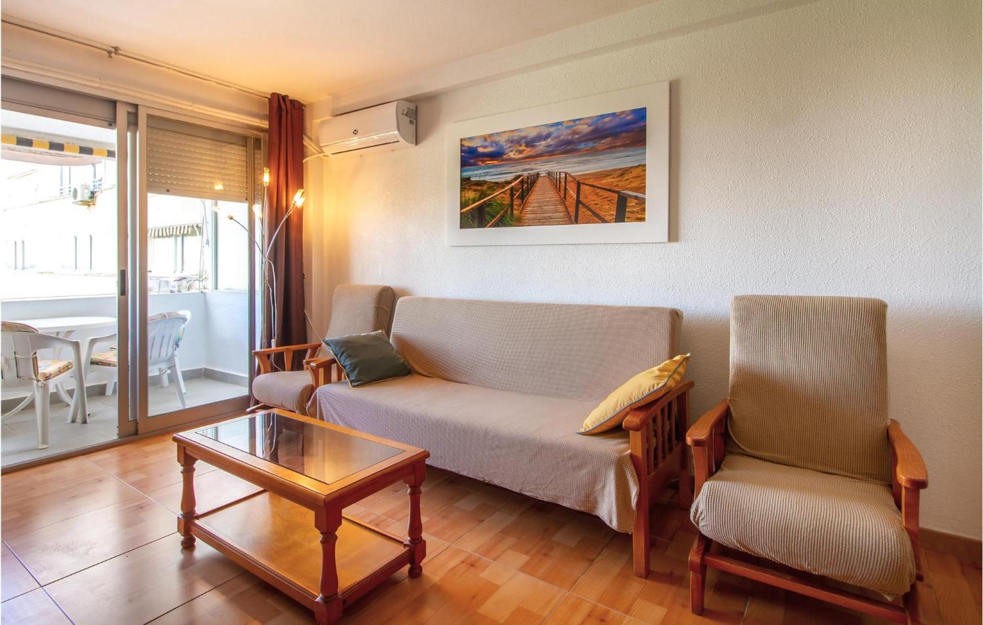 Apartment Stunning In With Kitchen Gandia