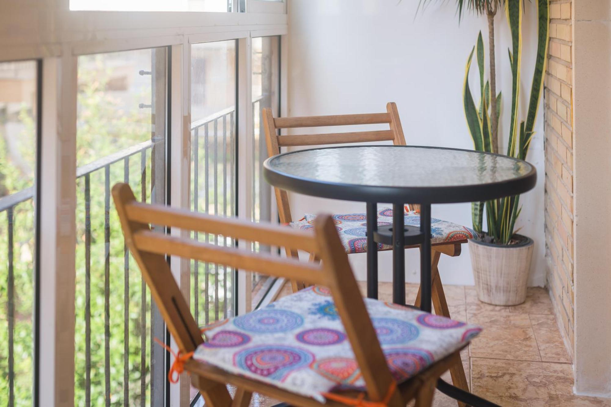 Apartment Bonanza *