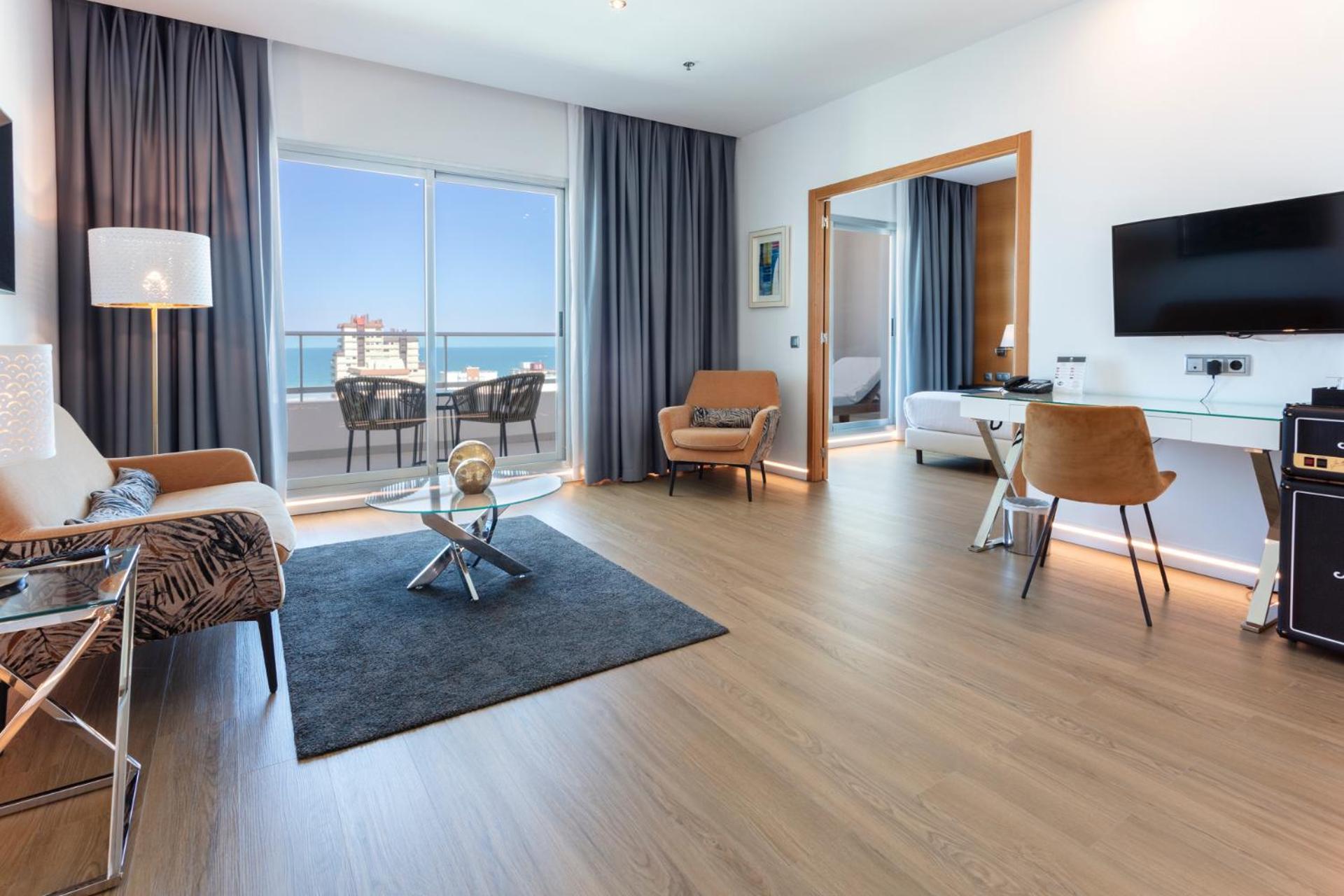 Hotel Vs Palace ****