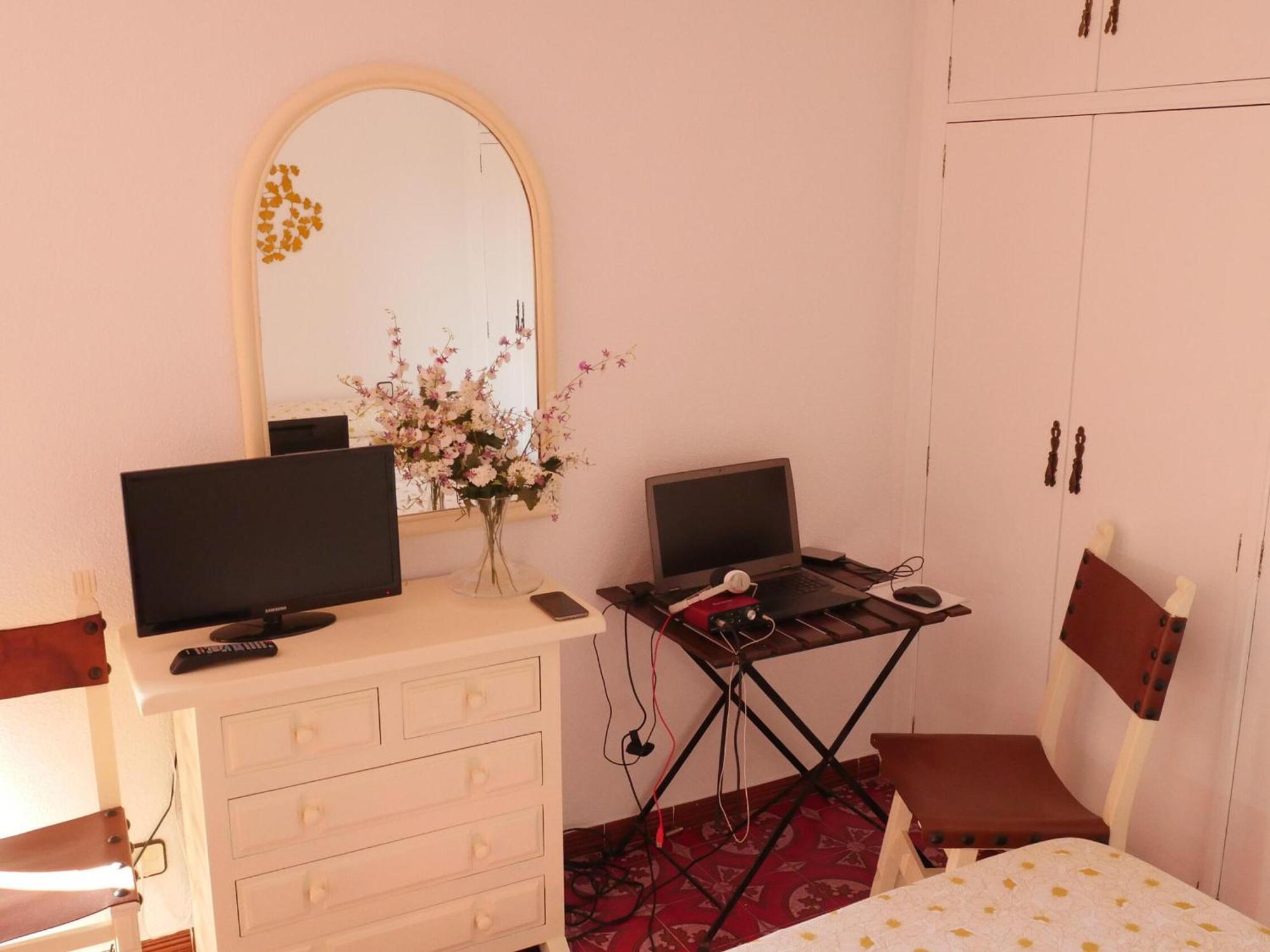 Atico Duplex En Primera Linea Playa De Gandia. Dos Dormitorios, Aire Acondicionado. Exclusivo Familias - Es-314-29 * Gandía