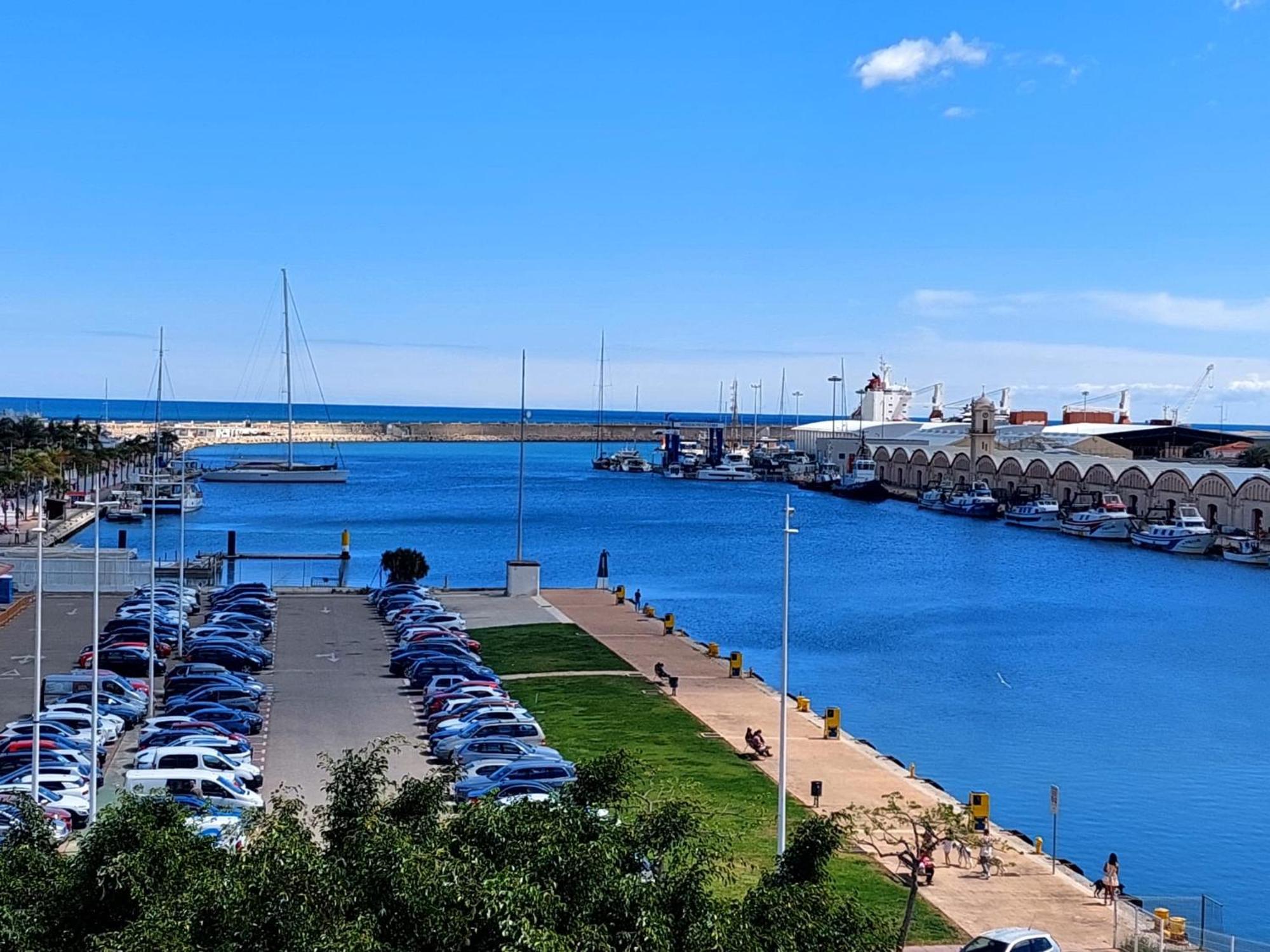 Apartamento Magnifico Piso En Playa De *