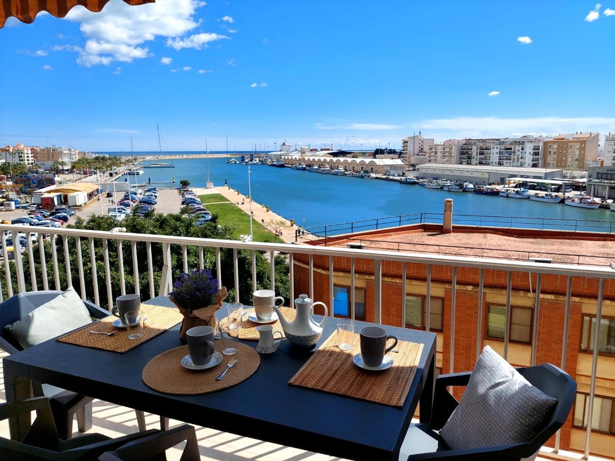 Apartamento Magnifico Piso En Playa De *