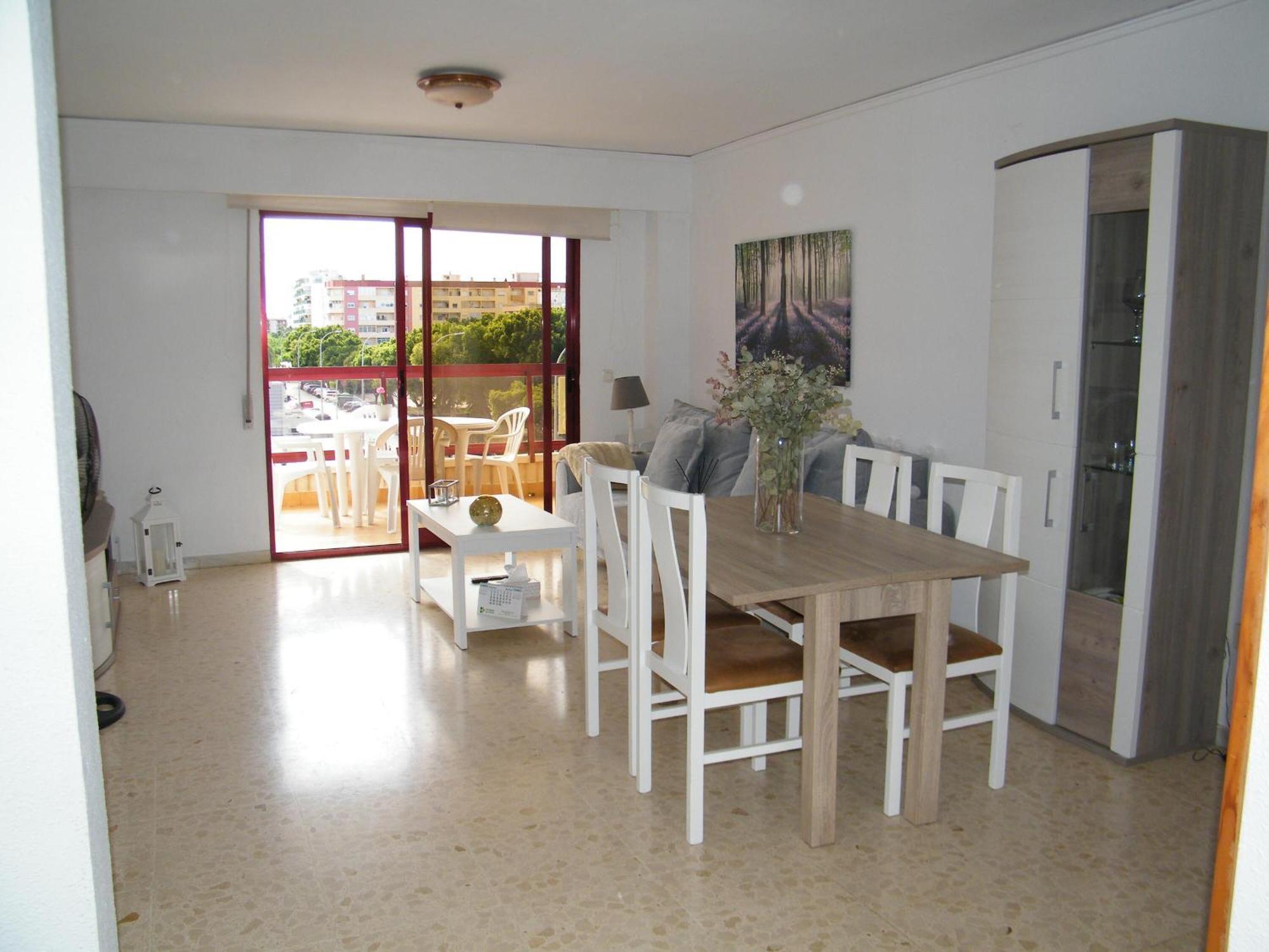 Familiar De 3 En Con Piscina, Cerca De Playa Y Puerto - Es-314-26 * Gandía