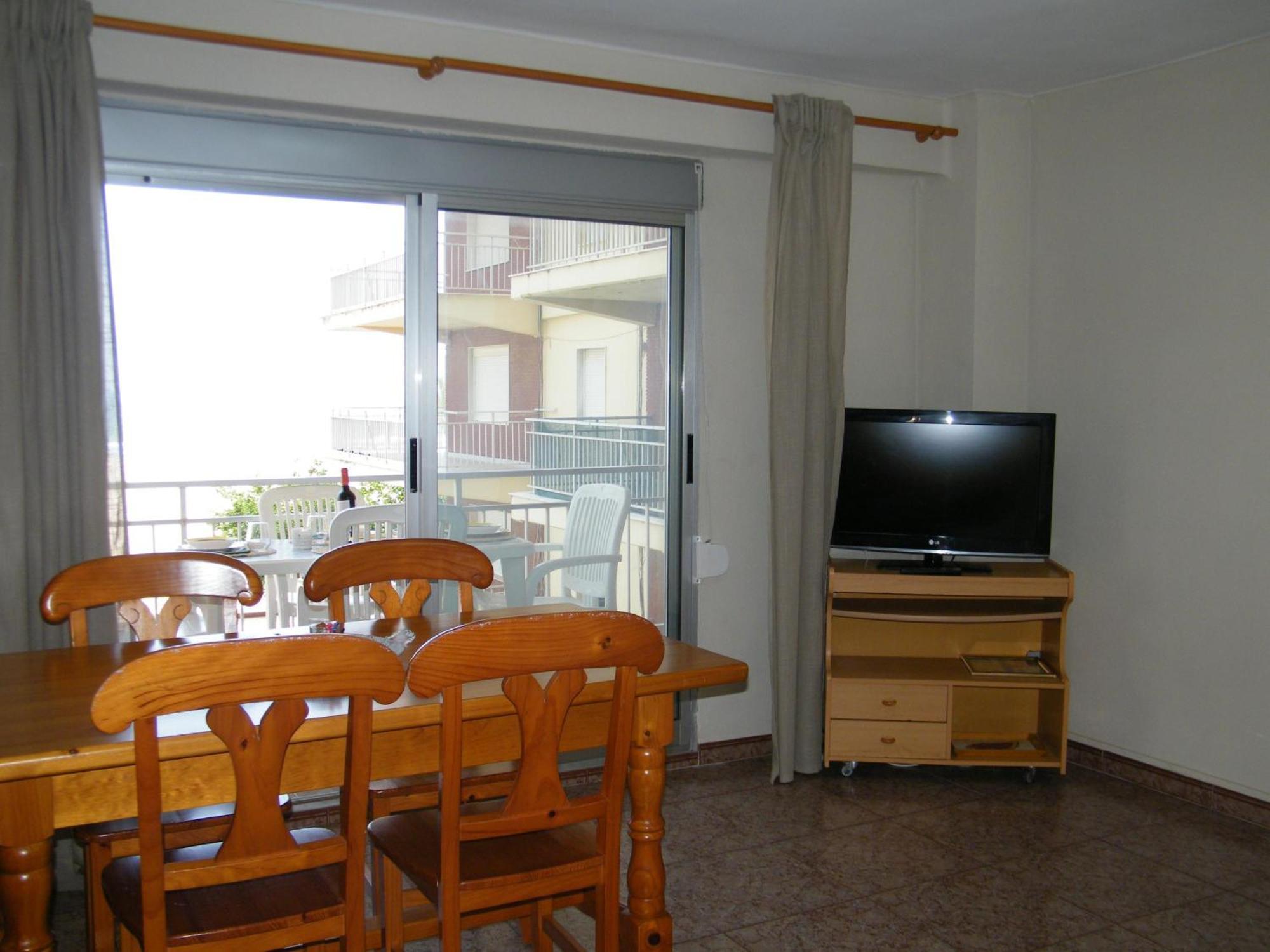 Apartamento Playa De Gandia, Primera Linea Frontal Al Mar. 3 A/a. Exclusivo Familias - Es-314-36