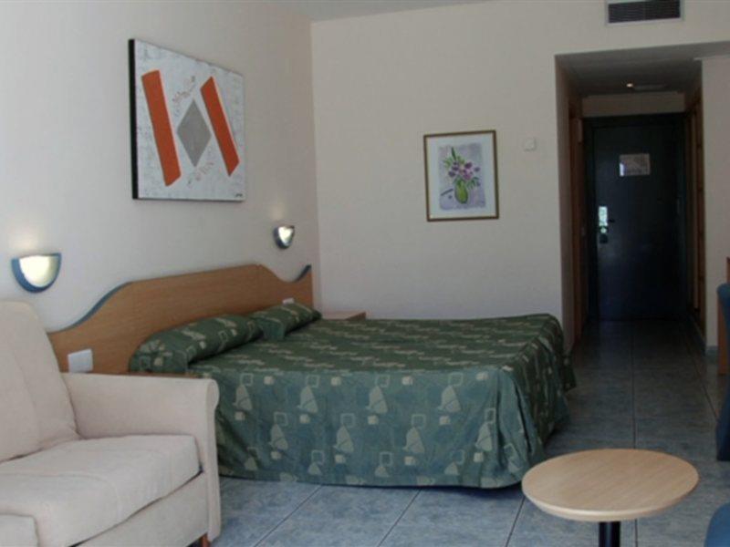 Rh Arena Hotel