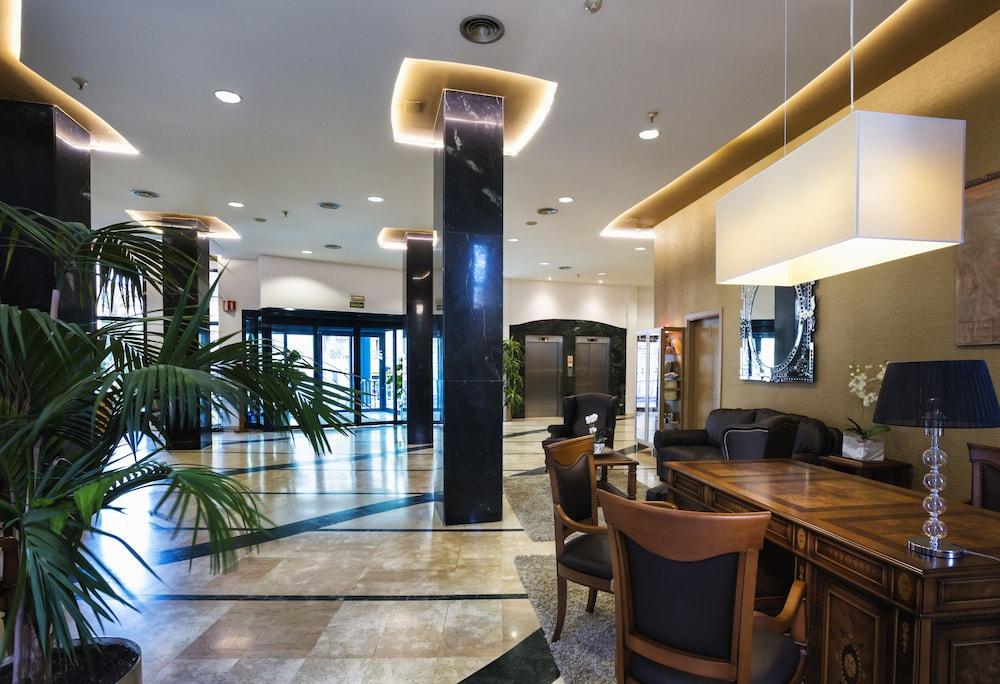Rh Arena Hotel