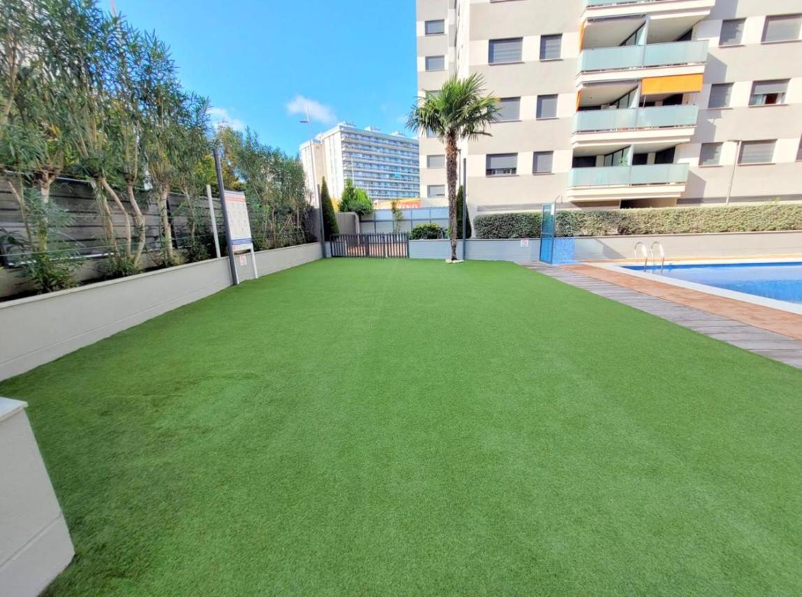 Apartamento En La Playa De Con Cochera