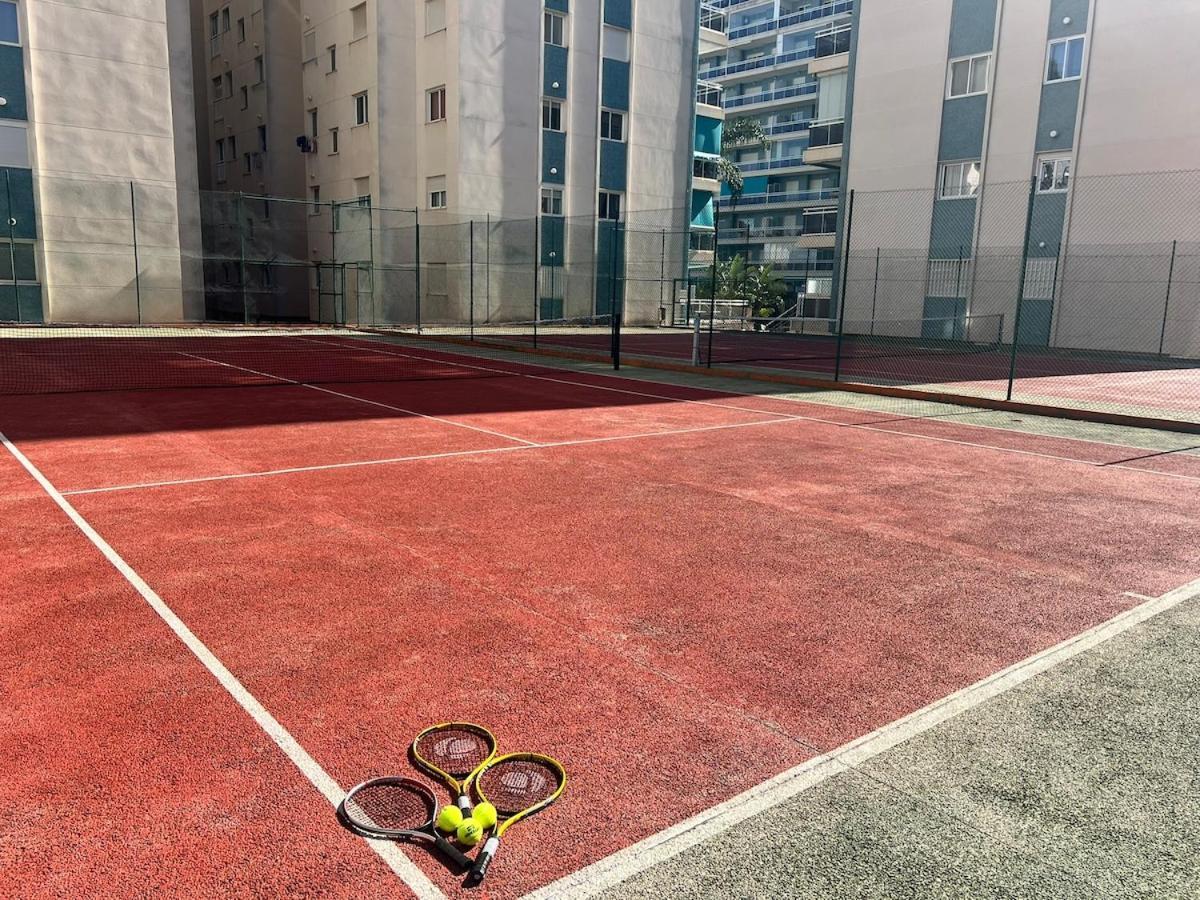 Modern With A Big Pool And Free Parking Gandía